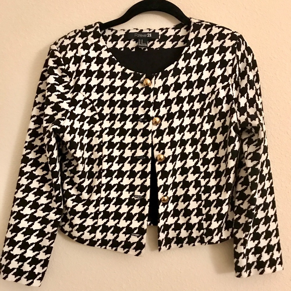 Cropped Blazer (Black/White)
